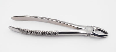 Professional Mead Extraction Forceps D2 – Deep-Grip Serrated Beaks | High-Performance Stainless Steel | Ergonomic Wide-Profile Handle & Precision Pivot #FMD2